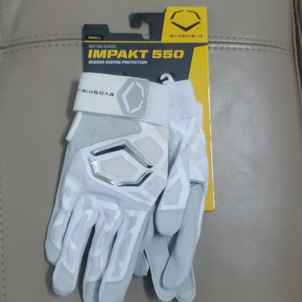 Evo Shield Impakt 550 Batting gloves